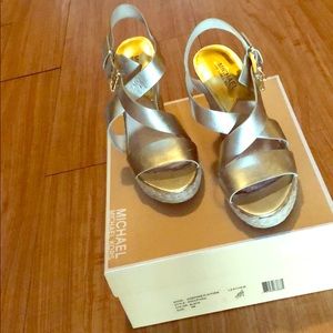 MK Wedges